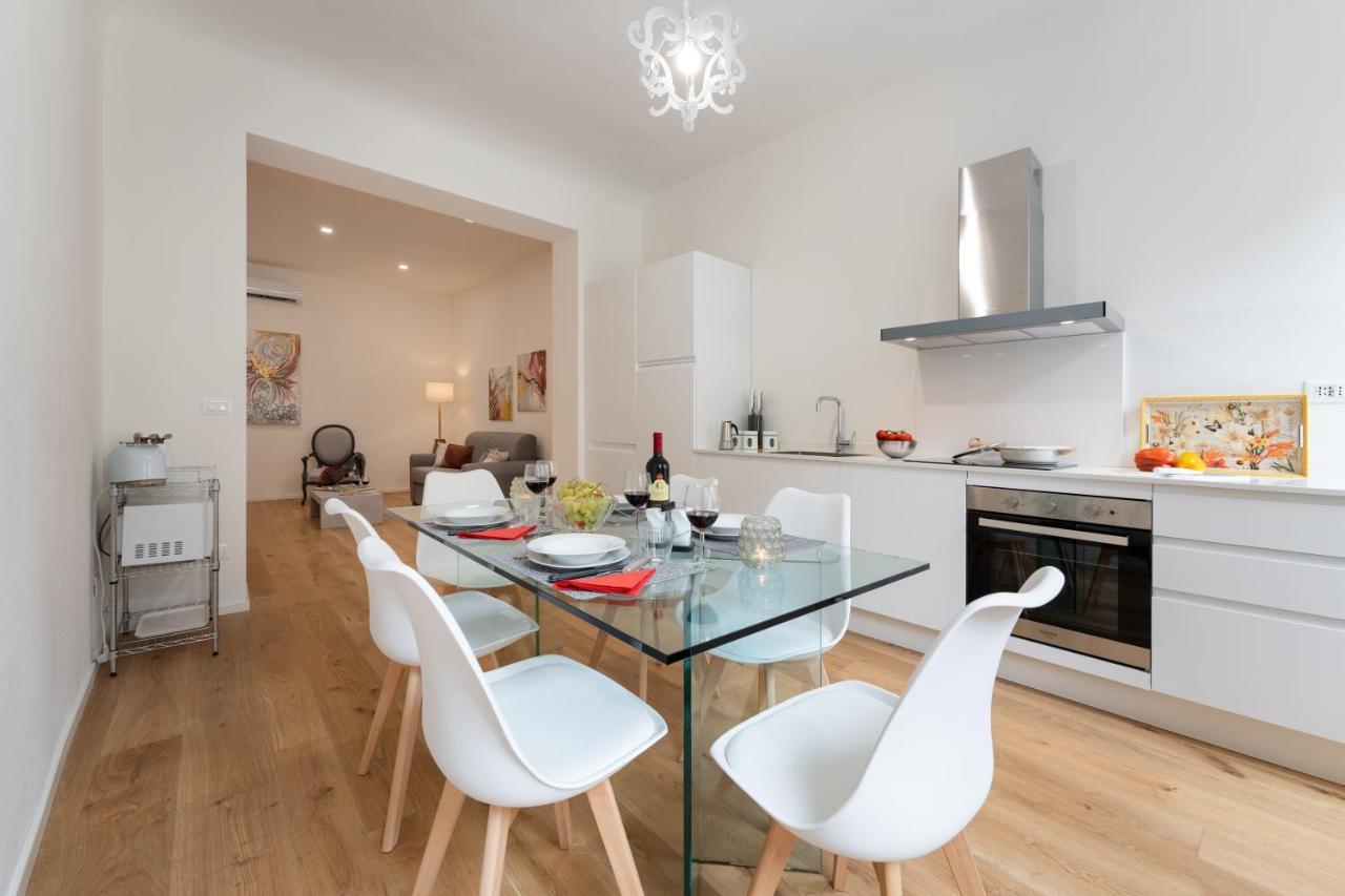 Accademia - Flo Apartments フィレンツェ エクステリア 写真