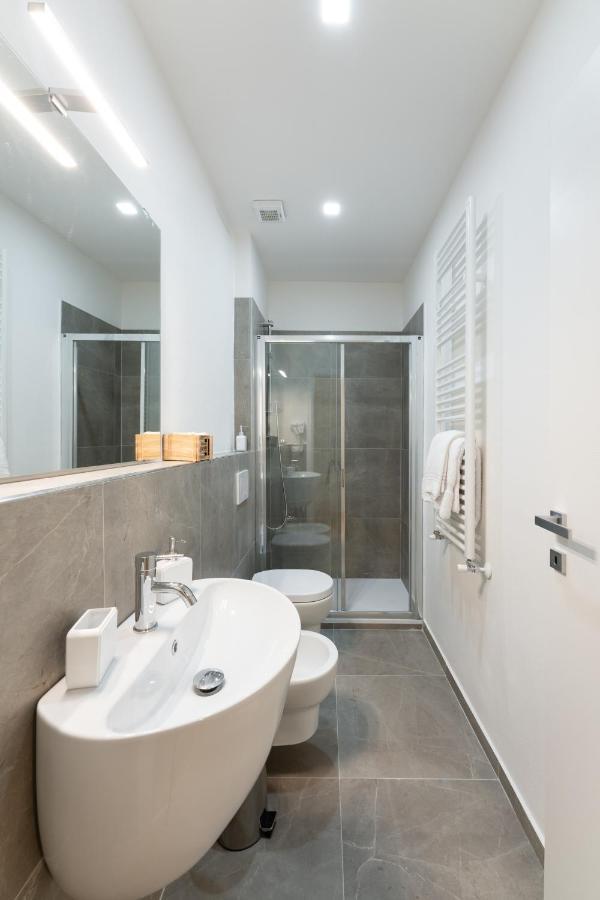 Accademia - Flo Apartments フィレンツェ エクステリア 写真