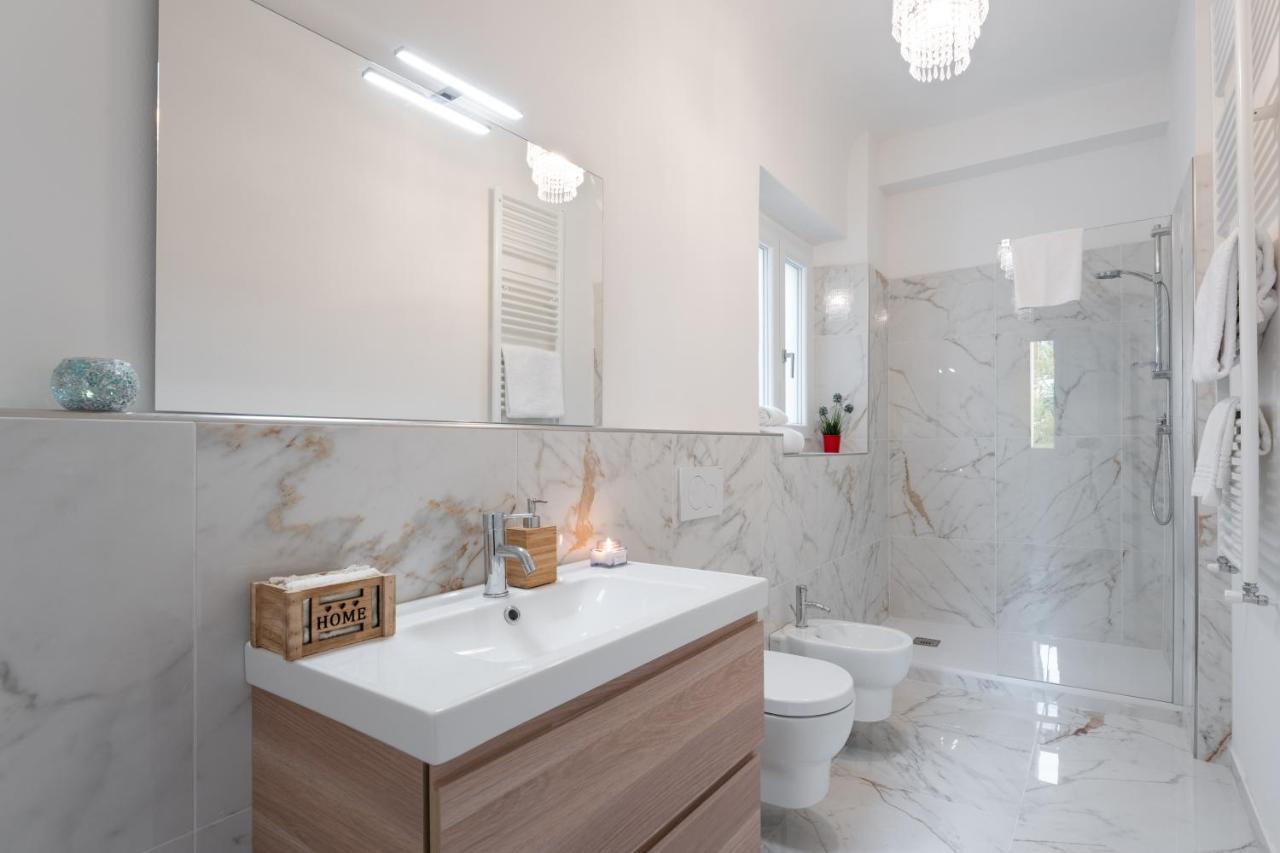 Accademia - Flo Apartments フィレンツェ エクステリア 写真