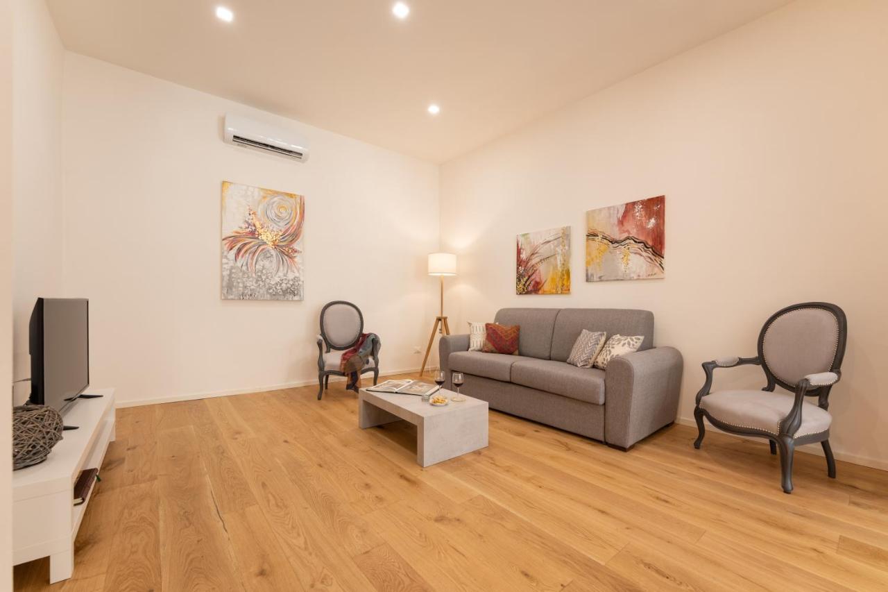 Accademia - Flo Apartments フィレンツェ エクステリア 写真