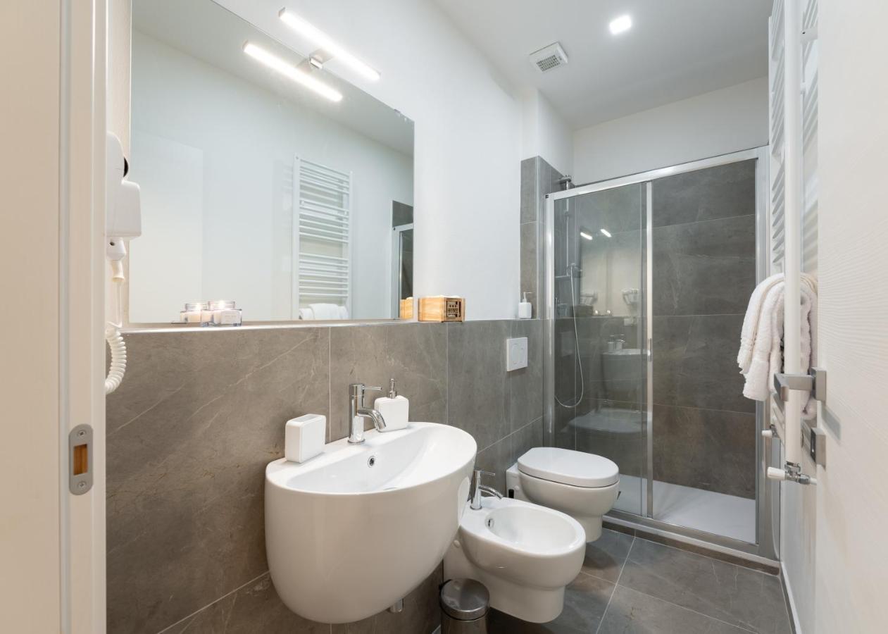 Accademia - Flo Apartments フィレンツェ エクステリア 写真